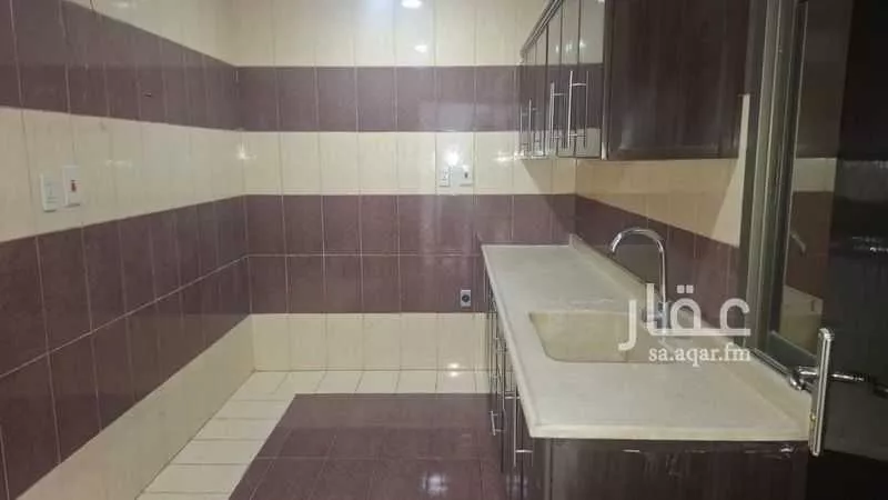 3 bedroom office in Al Aziziyah, Eastern Province 11