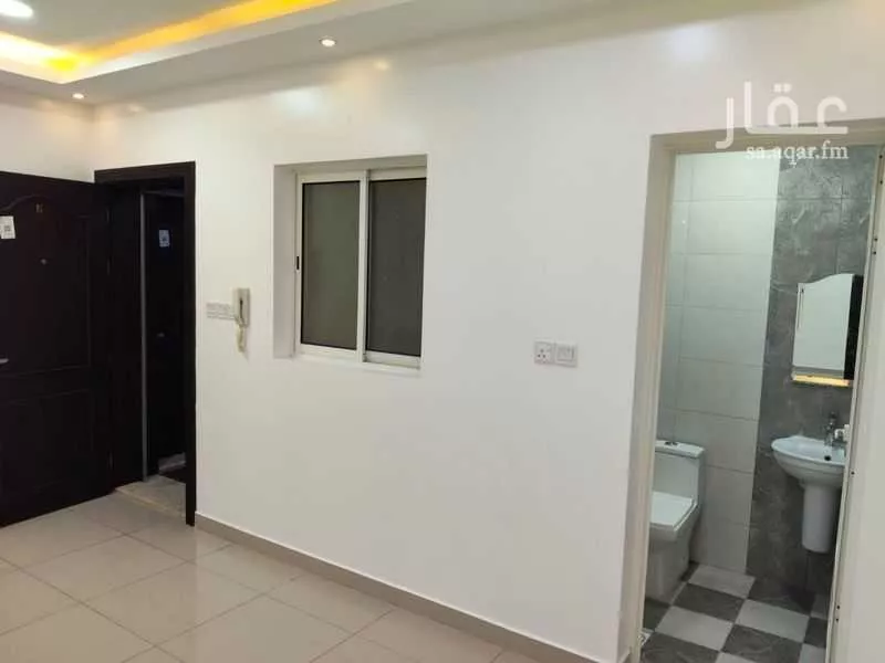 2 bedroom apartment in Al Aziziyah, Eastern Province 6