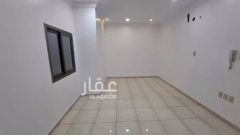 3 bedroom office in Al Aziziyah, Eastern Province 2