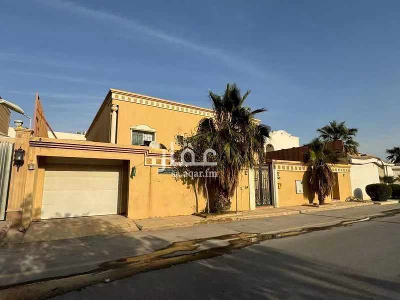 7 bedroom villa in Al Ghadir 1