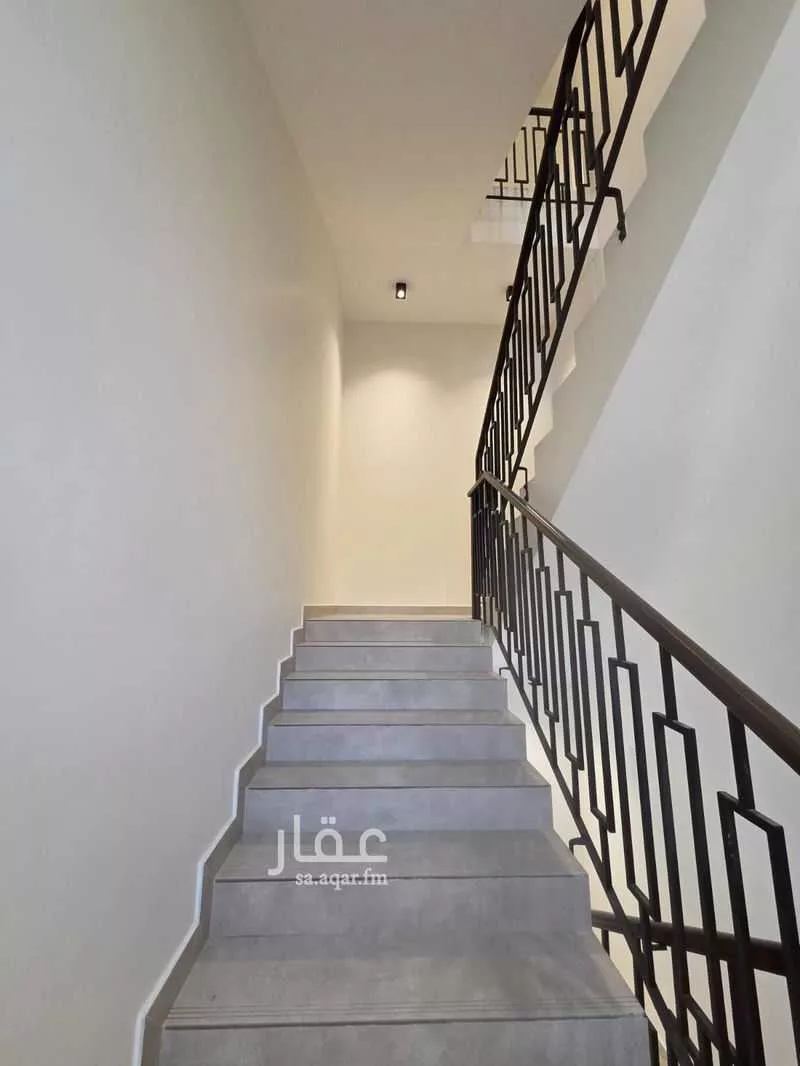 3 bedroom floor in Al Rawabi 2