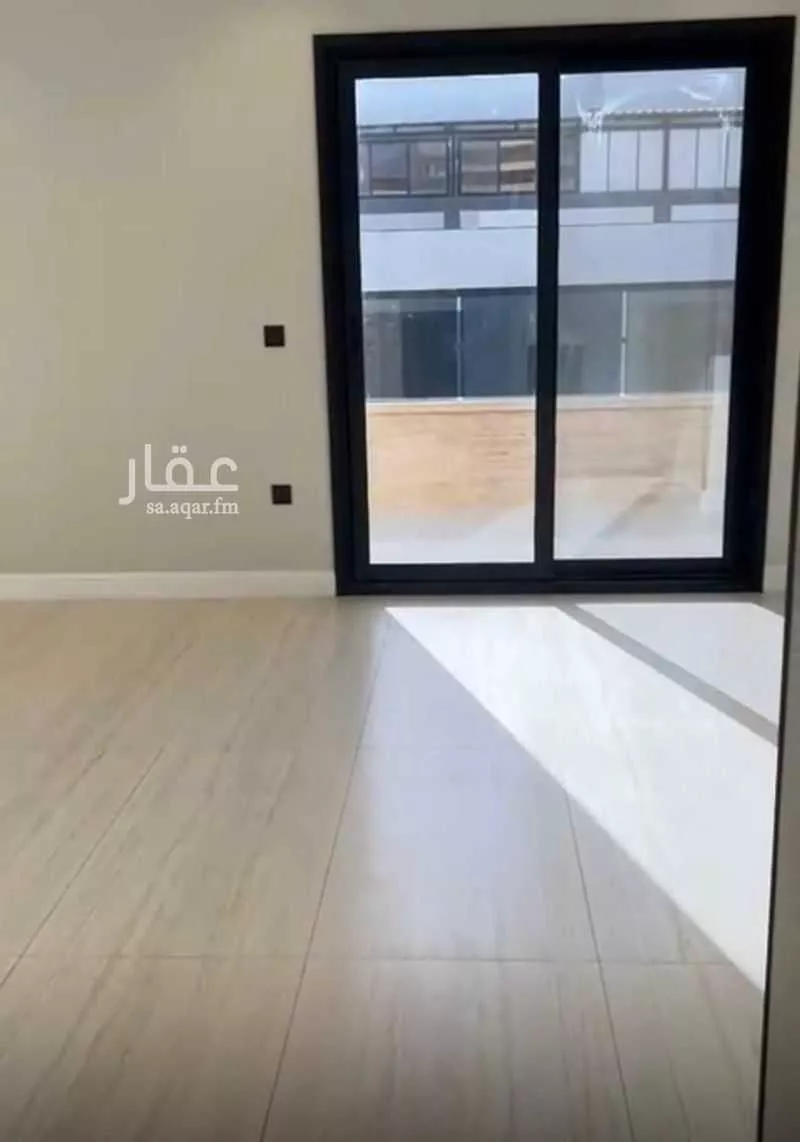 شقة 6 غرف في النهضة 5