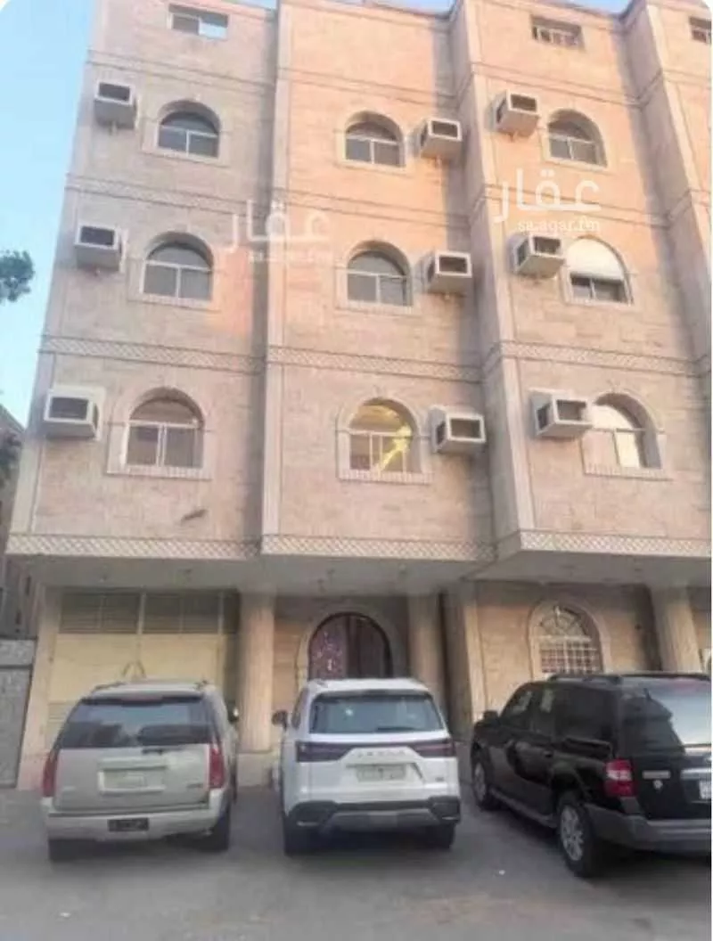 شقة 5 غرف في بطحاء قريش