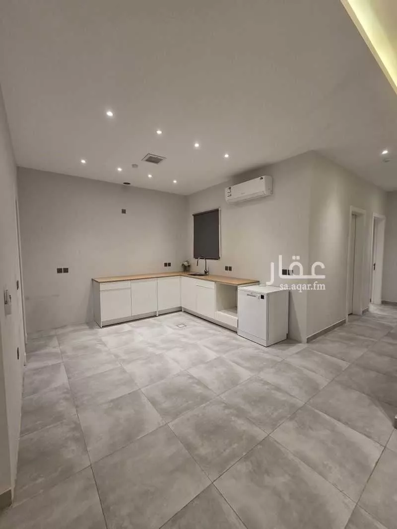 شقة 3 غرف في الملقا 1