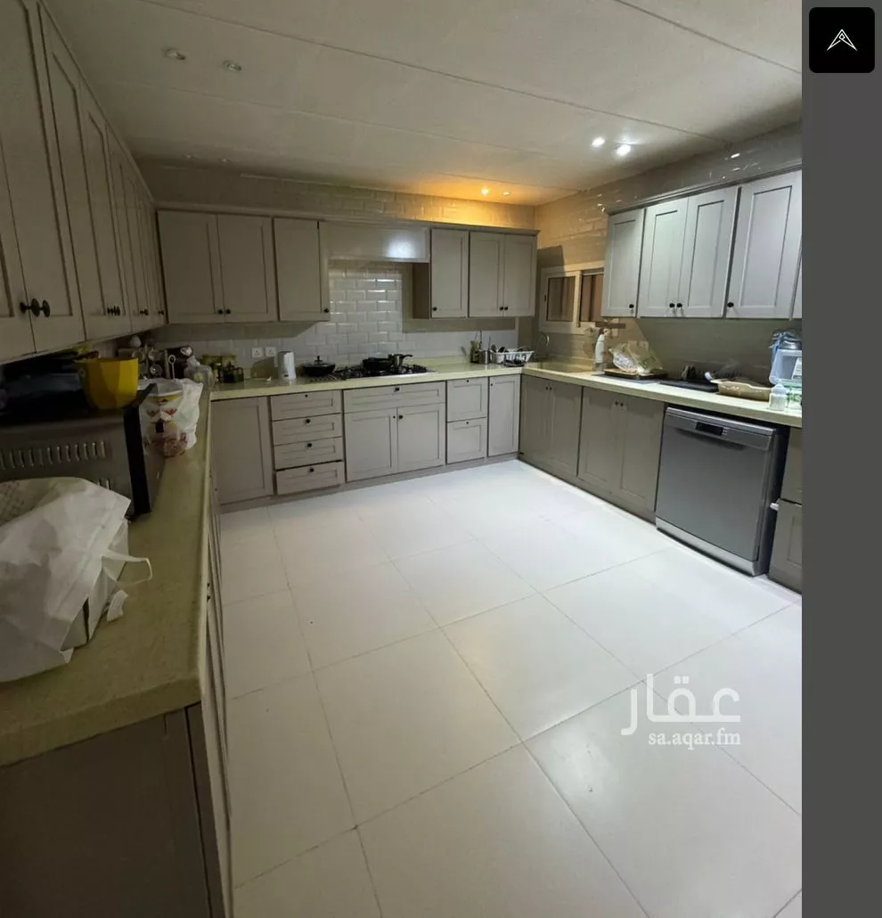 شقة 6 غرف في العارض 5