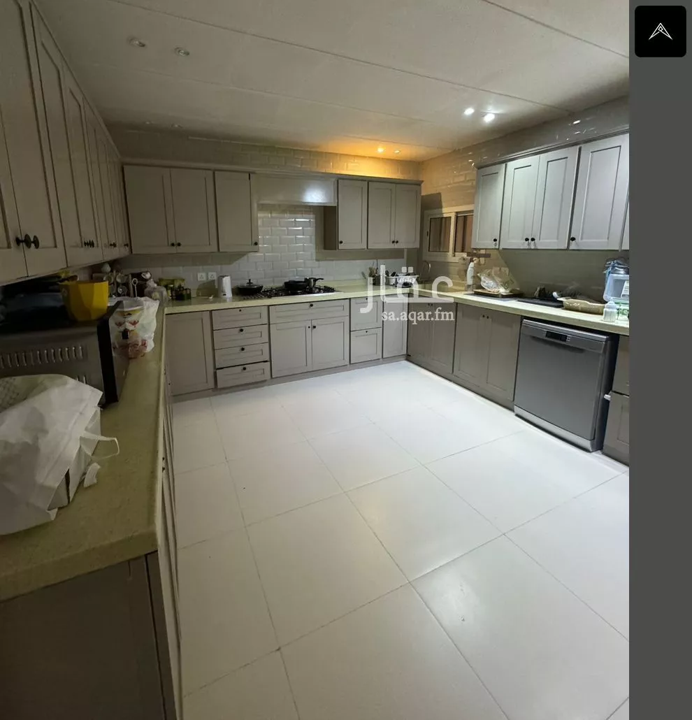 6 bedroom villa in Al Aridh 3