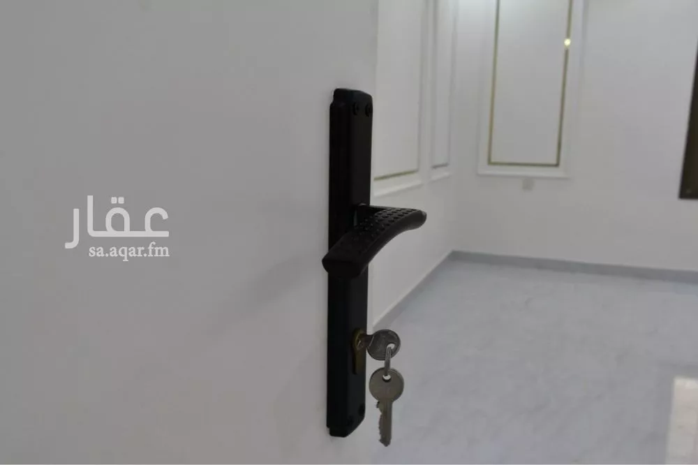 شقة 5 غرف في البحيرات 2