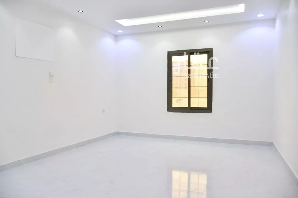 شقة 5 غرف في البحيرات 3