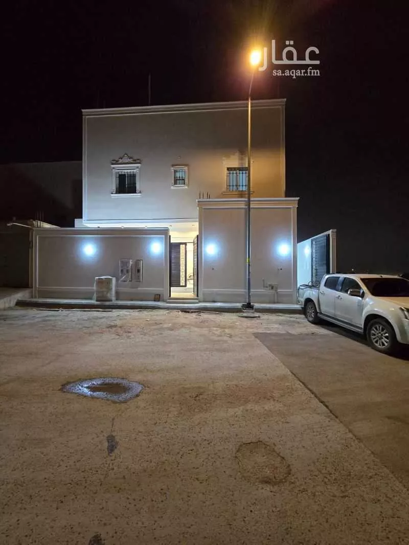 4 bedroom apartment in Al Uraija, Riyadh 14