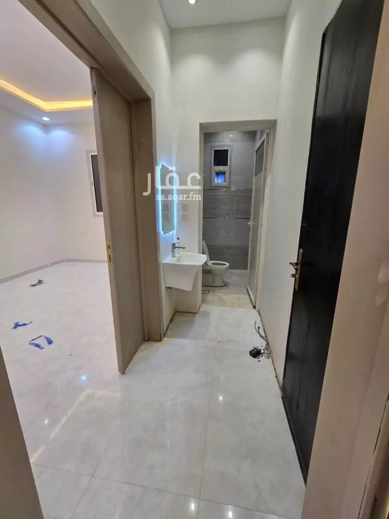 4 bedroom apartment in Al Uraija, Riyadh 15