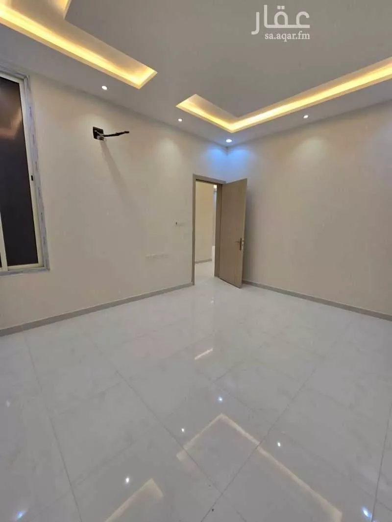4 bedroom apartment in Al Uraija, Riyadh 10