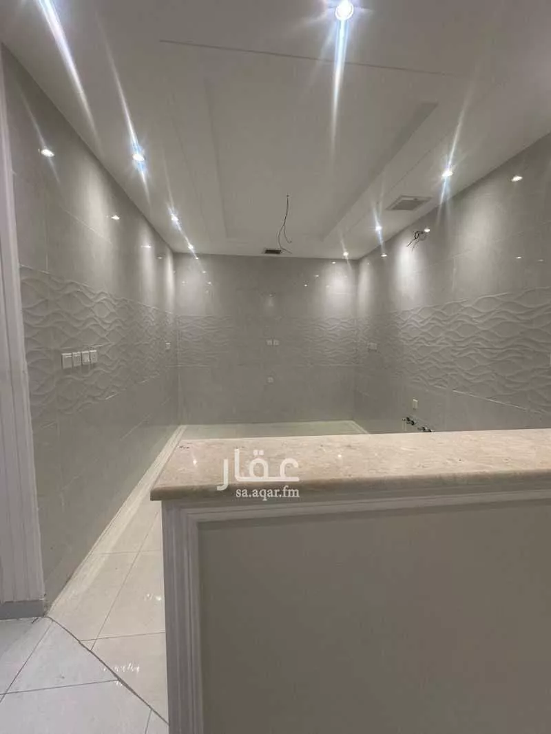 شقة 6 غرف في الصفا 4