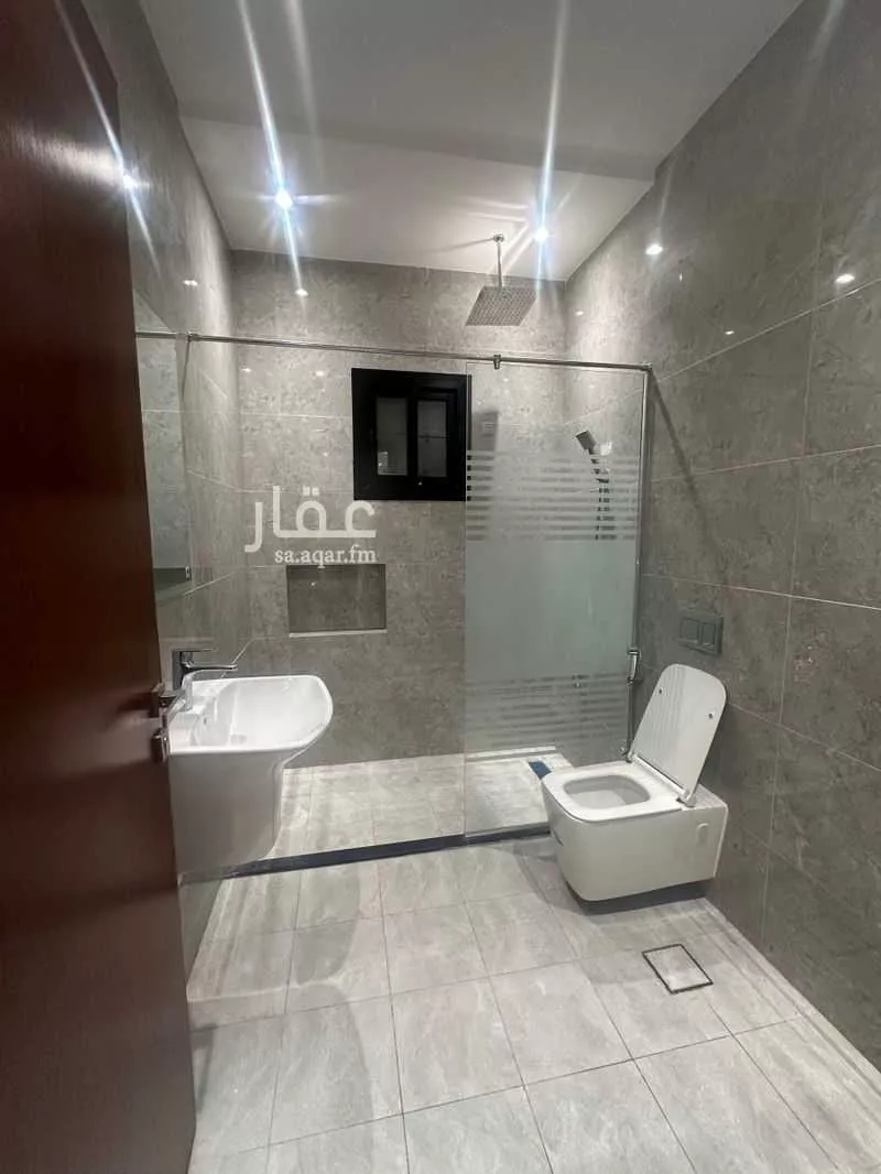 شقة 6 غرف في الصفا 5