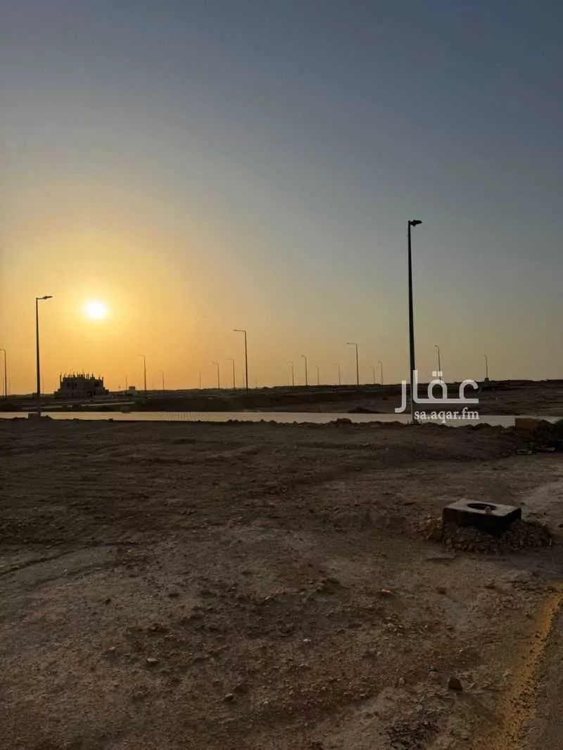 270 sqm land in Ash Sharq 4