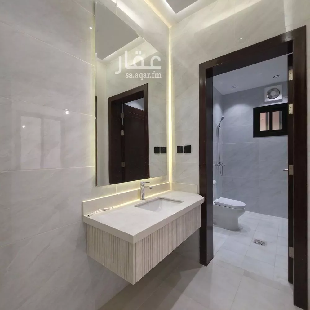 شقة 4 غرف في النخيل 4