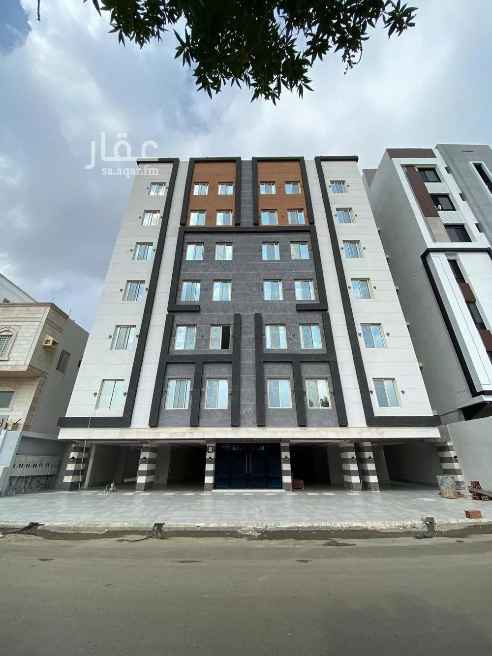 4 bedroom apartment in Ar Rayan 4