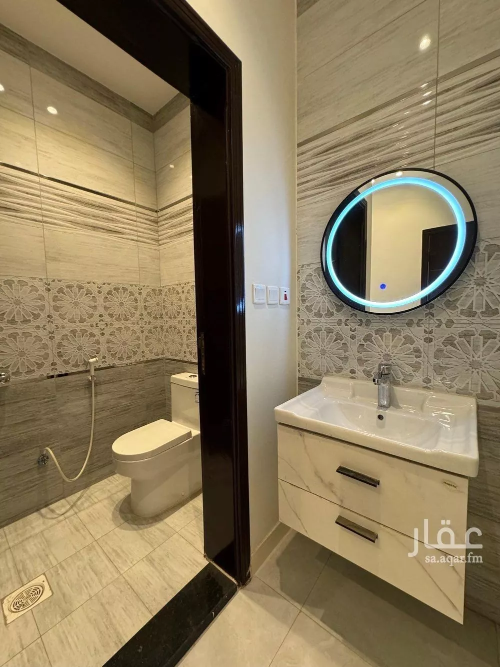 5 bedroom apartment in Al Nakheel 3