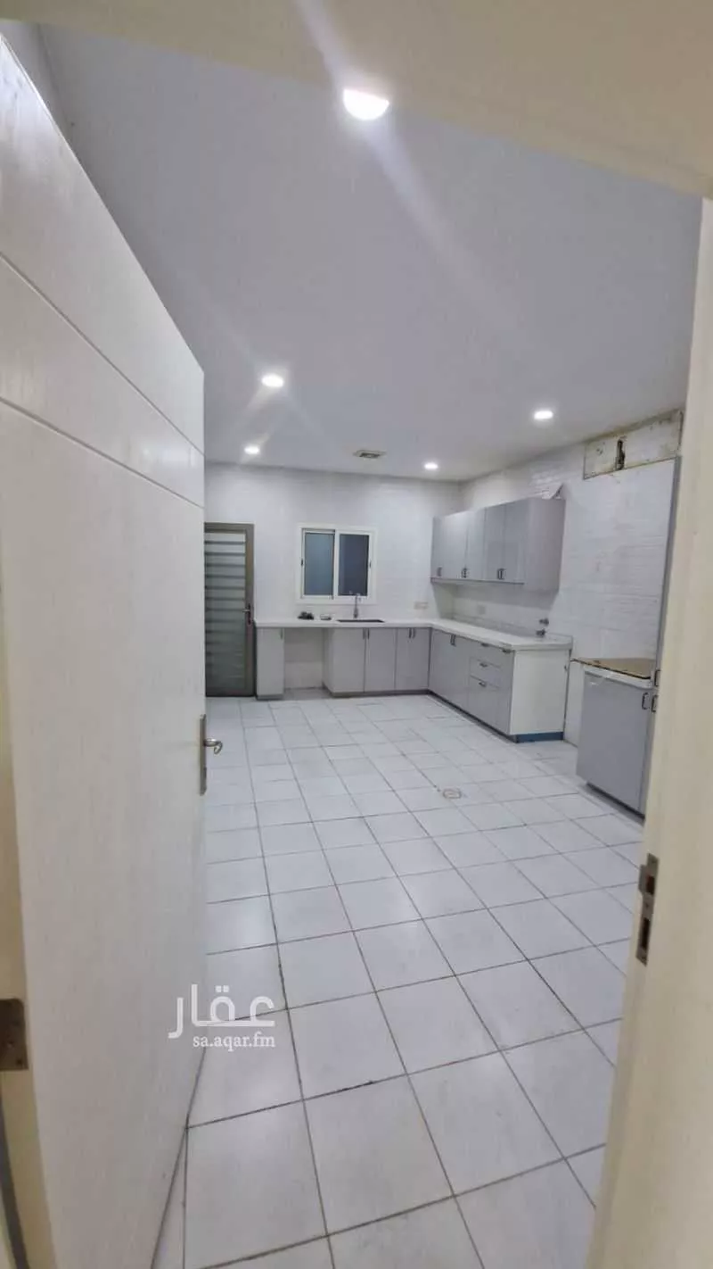 فيلا 5 غرف في الشعلة 5