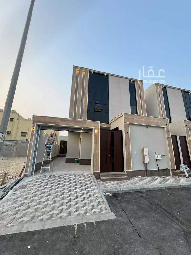 9 bedroom villa in Taibah 3
