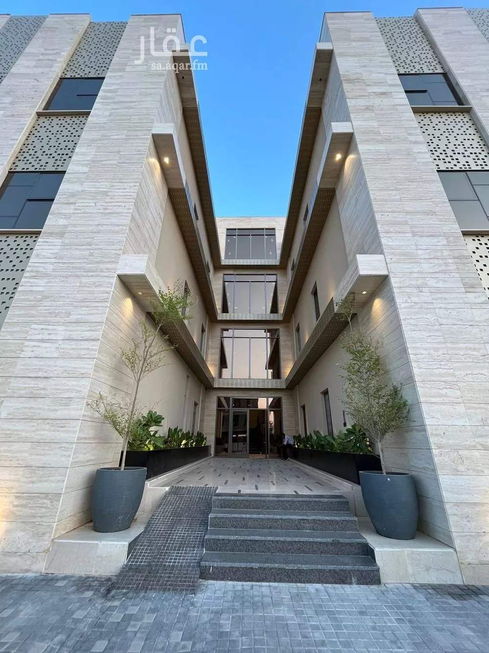 شقة 3 غرف في المهدية 5