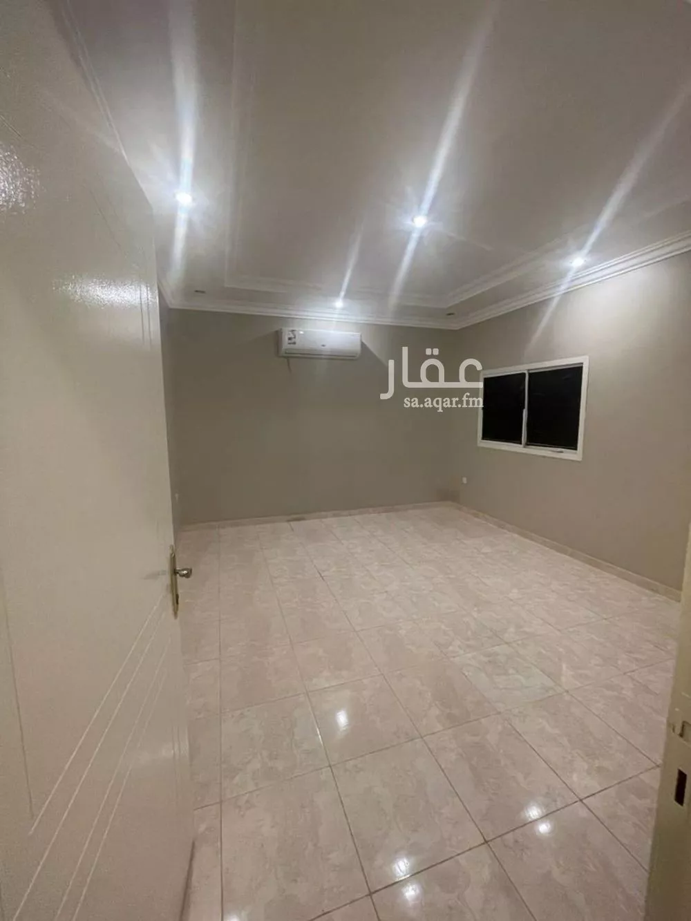 5 bedroom floor in Al Yasmin 5