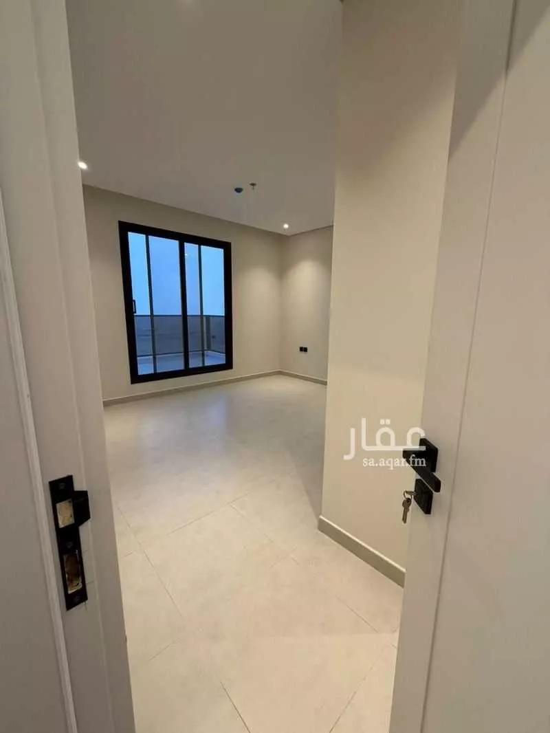 4 bedroom apartment in Al Bahr, Eastern Province 4