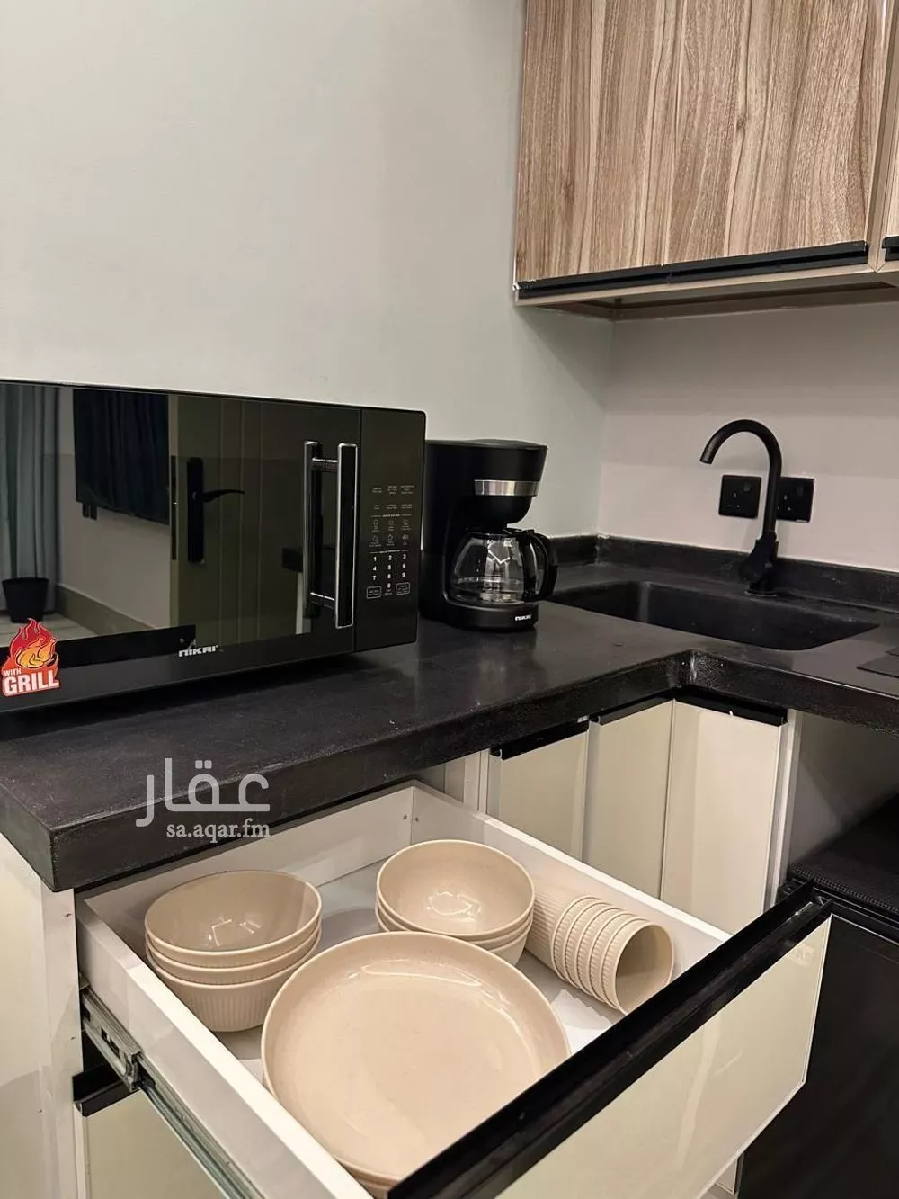 شقة 1 غرف في العقيق 3