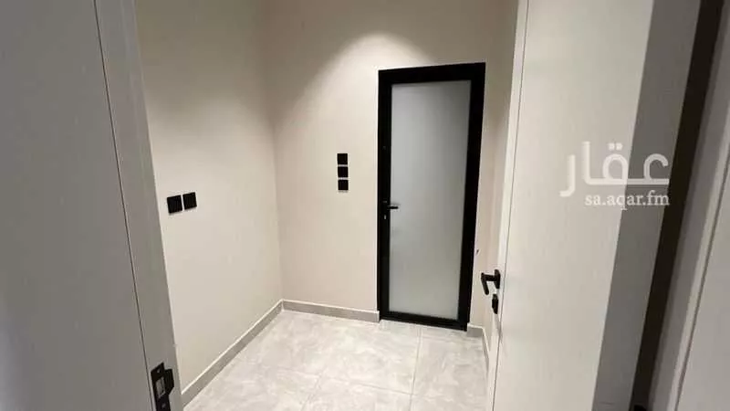 شقة 3 غرف في الحمرا 5