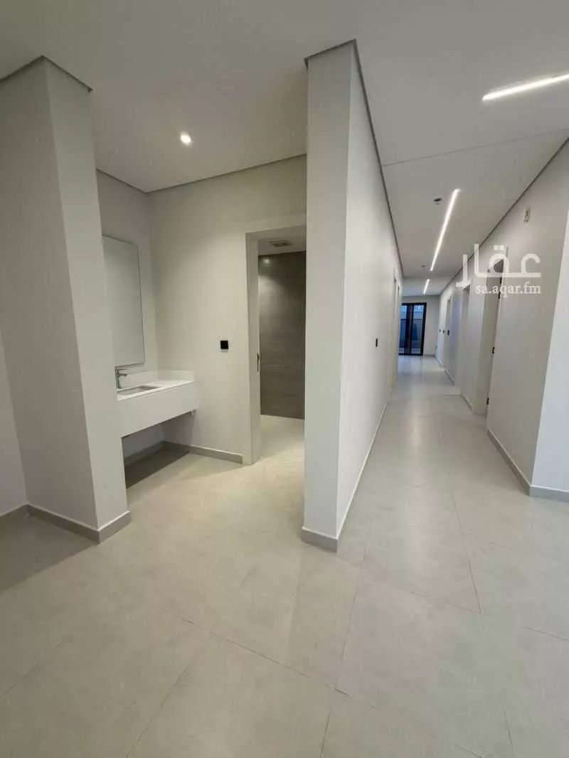 4 bedroom apartment in Al Bahr, Eastern Province 5