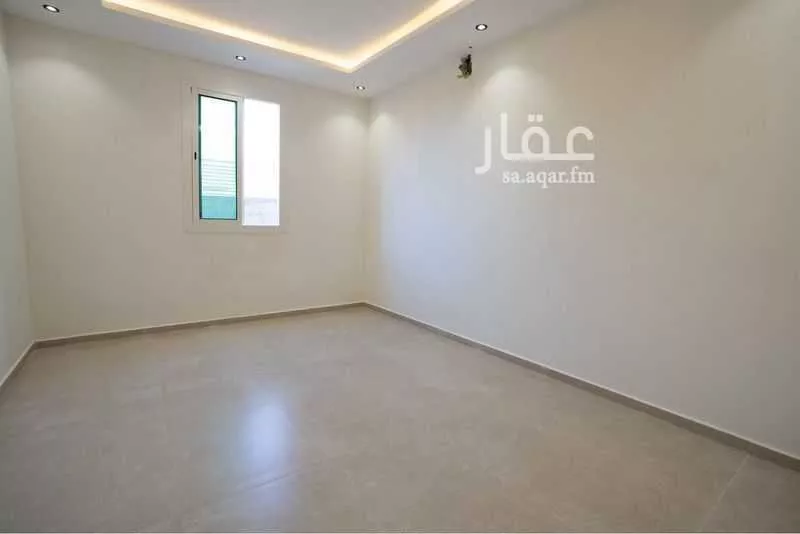 عمارة 1050 م² في الروضة 5