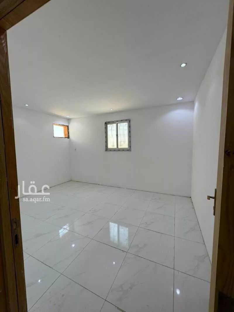 عمارة 750 م² في طويق 5