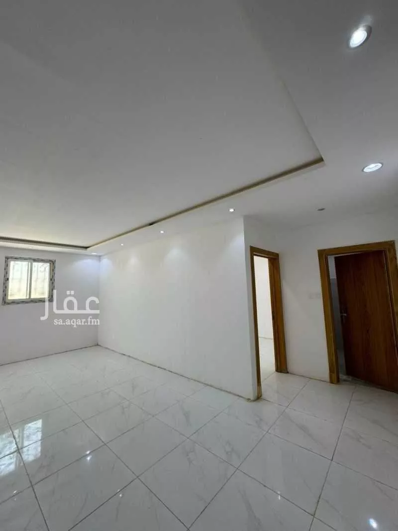 عمارة 750 م² في طويق 2