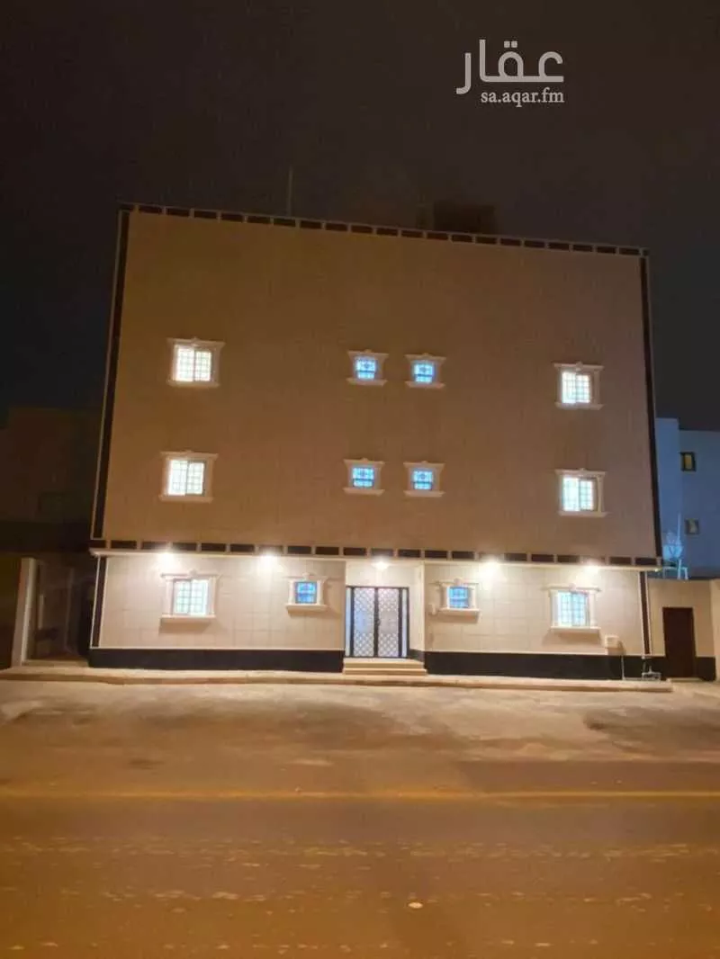 400 sqm building in Dhahrat Laban