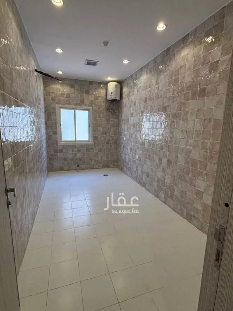 18 bedroom building in Dhahrat Laban, Riyadh 9