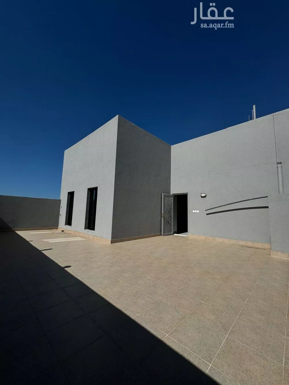 شقة 6 غرف في النزهة 1