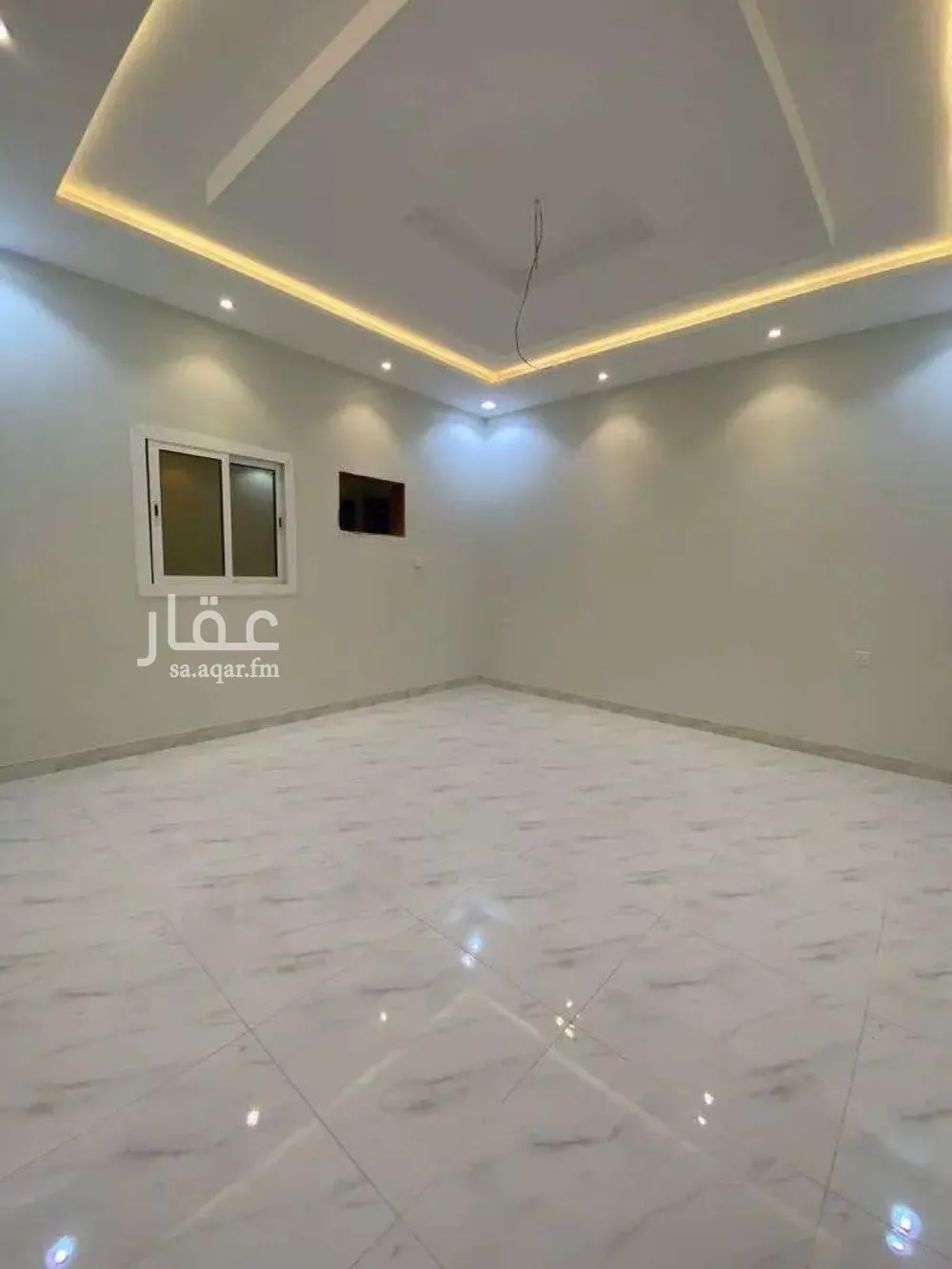 عمارة 650 م² في الريان 3