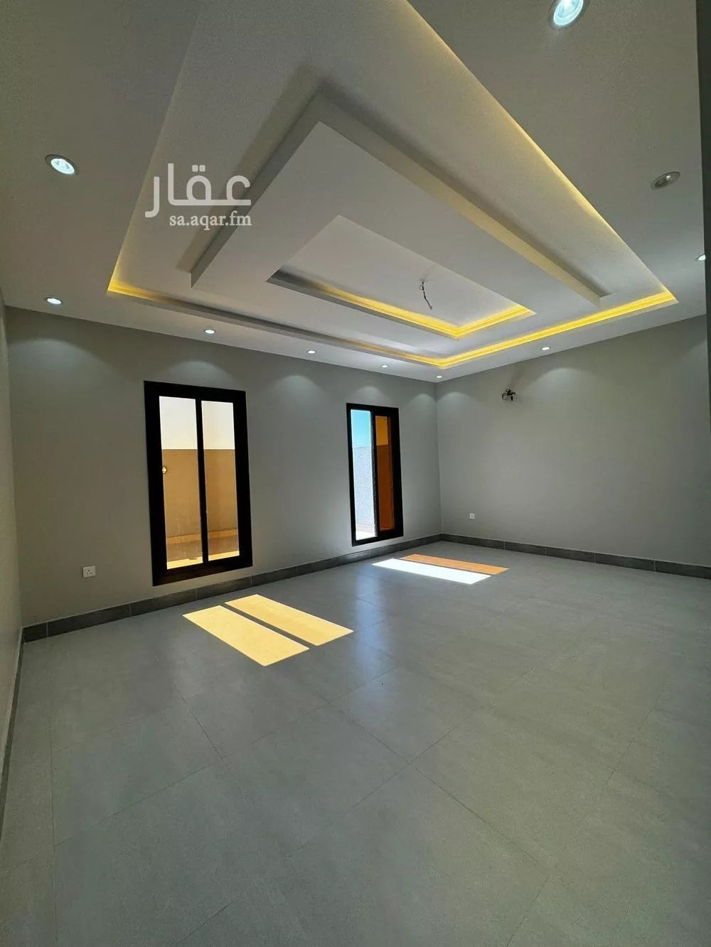 شقة 6 غرف في النزهة 2