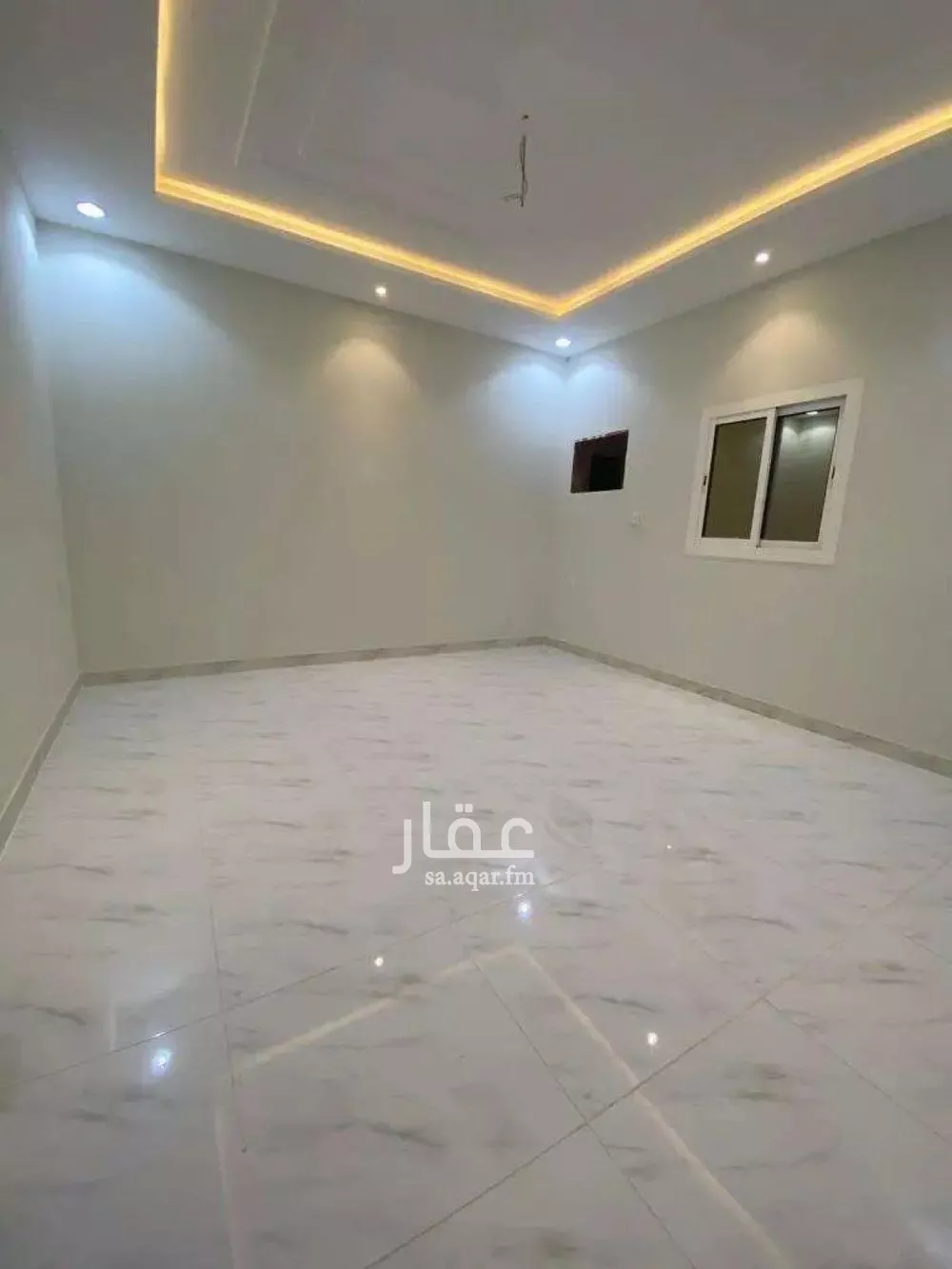 عمارة 650 م² في الريان 5