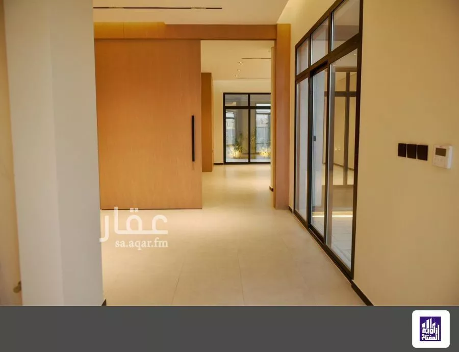 فيلا 5 غرف في النرجس 4