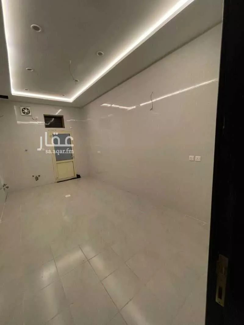 7 bedroom villa in Al Quraynah, Jeddah 19