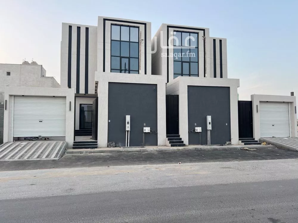 8 bedroom villa in Dahiat King Fahd 1