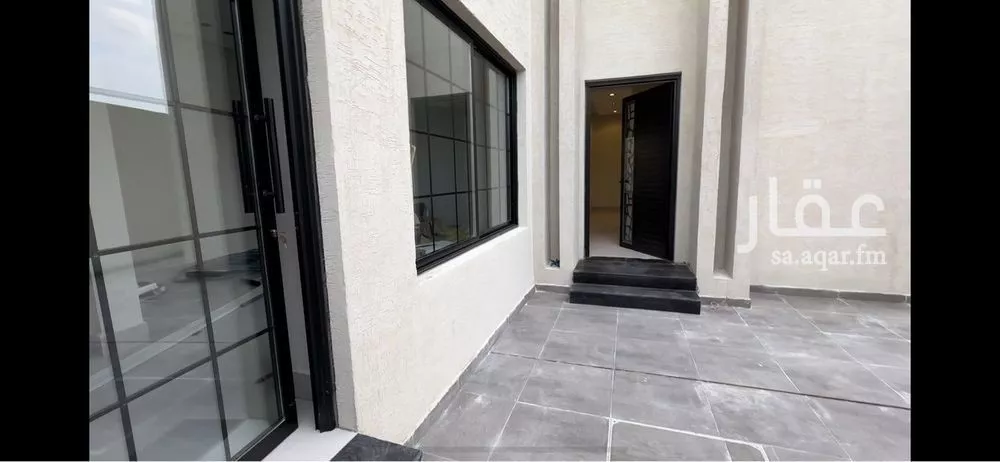 فيلا 8 غرف في اللؤلؤ 4