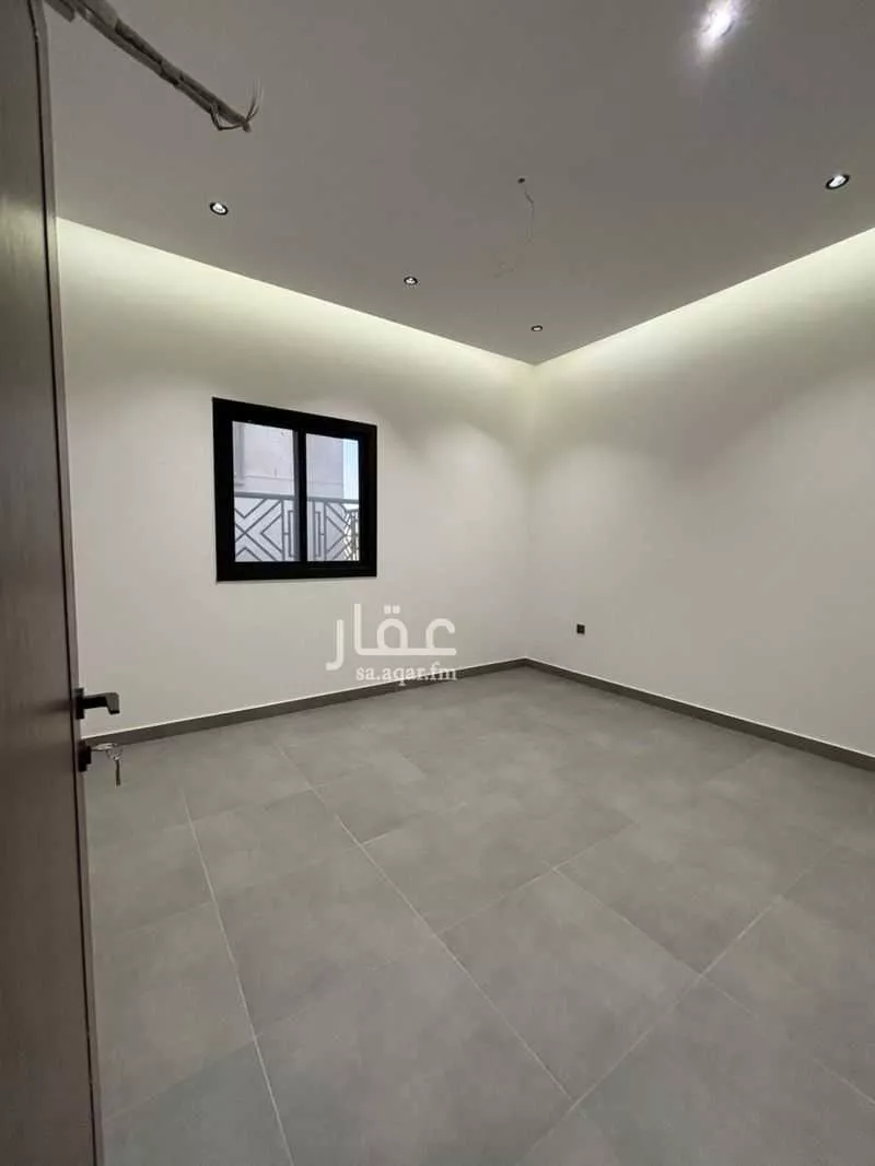 شقة 4 غرف في الروضة 5