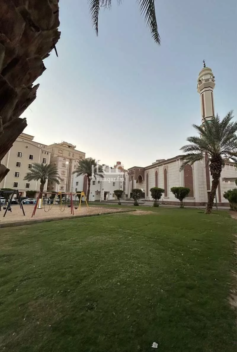 عمارة 626 م² في المنار 1