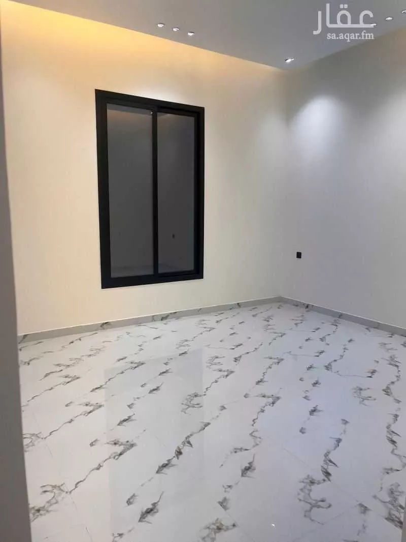 شقة 5 غرف في بدر 3