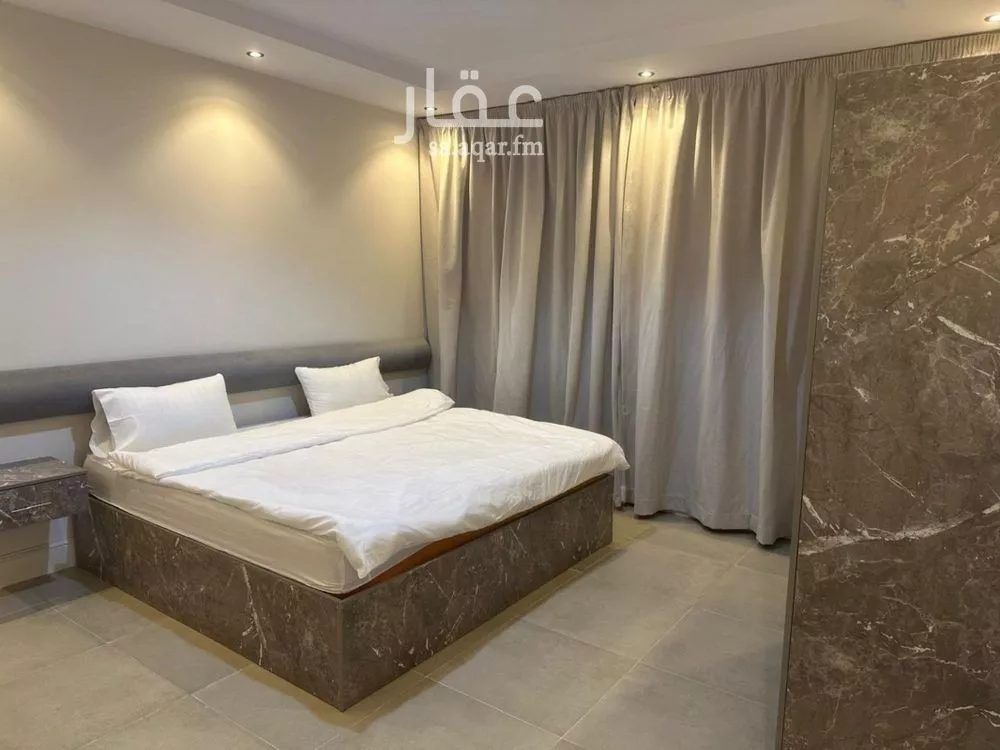 3 bedroom apartment in Al Malqa 5