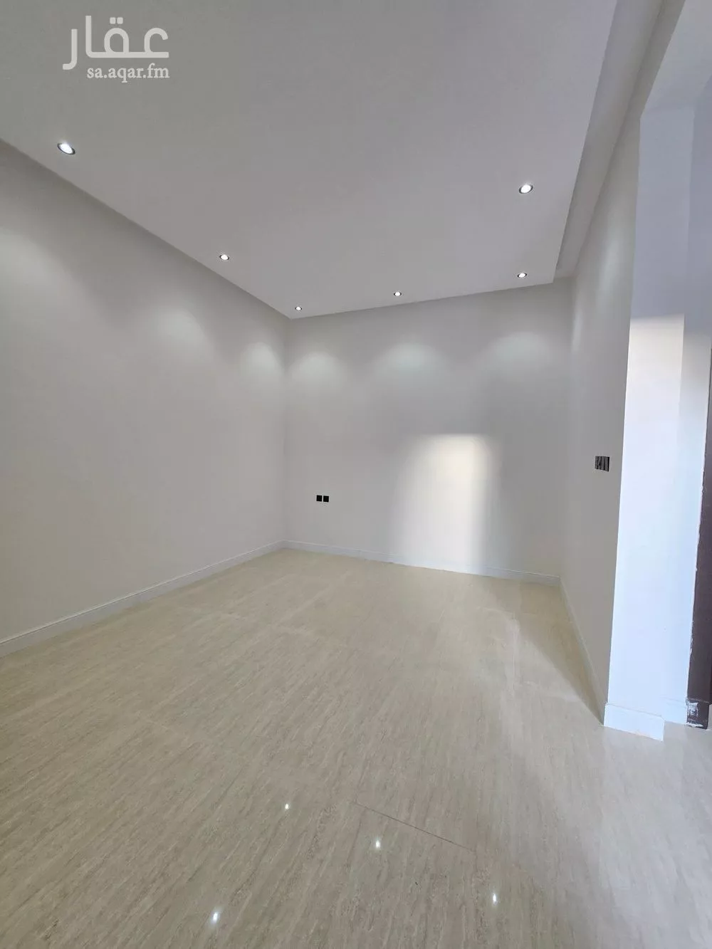 فيلا 5 غرف في طويق 3