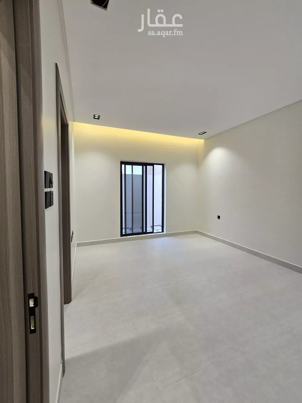 دور 4 غرف في السويدي 3