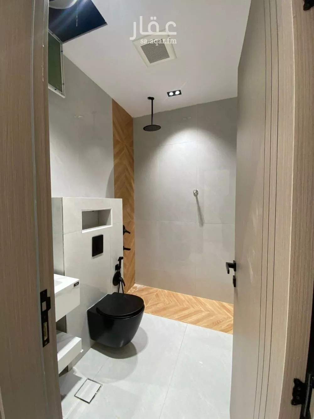 6 bedroom villa in Dhahrat Laban, Riyadh 6