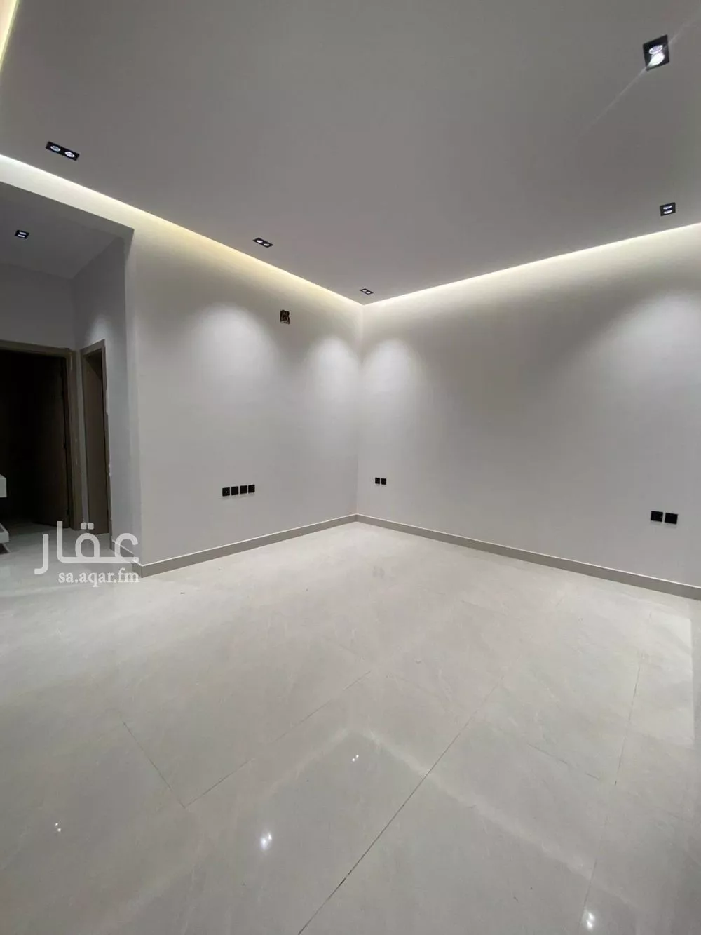 6 bedroom villa in Dhahrat Laban, Riyadh 5